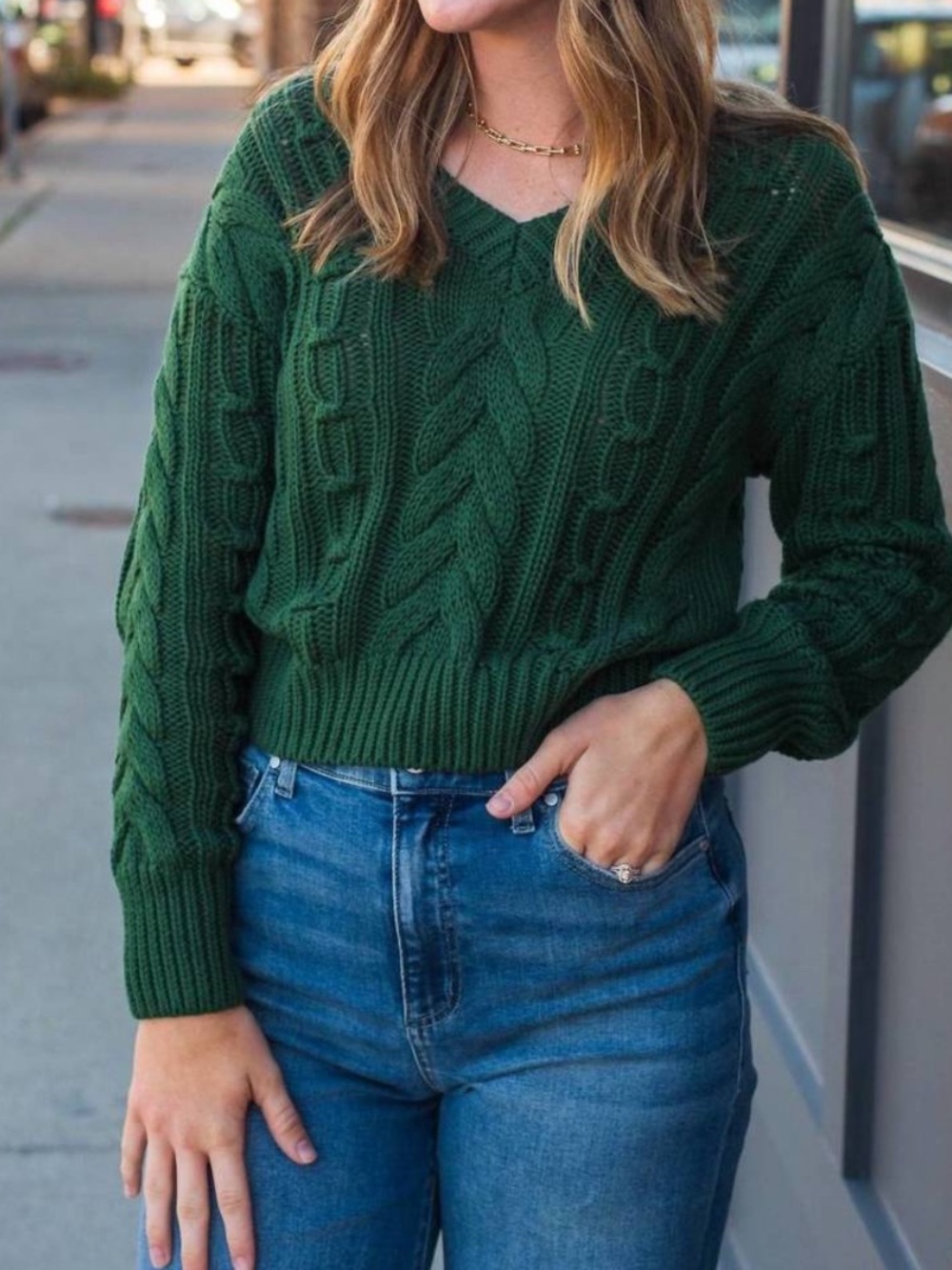 Stitches and stripes v neck cable knit long sleeve sweater size medium